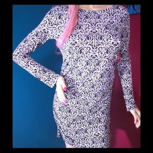 New Paisley Jrs Black White Dress Large